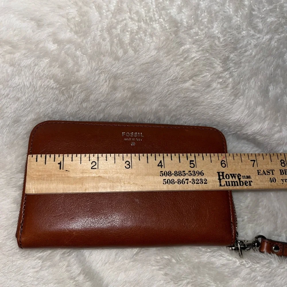 FOSSIL SYDNEY ZIP PHONE WALLET